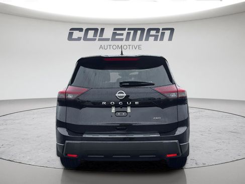 New 2026 Nissan Rogue SV AWD/4WD image 4