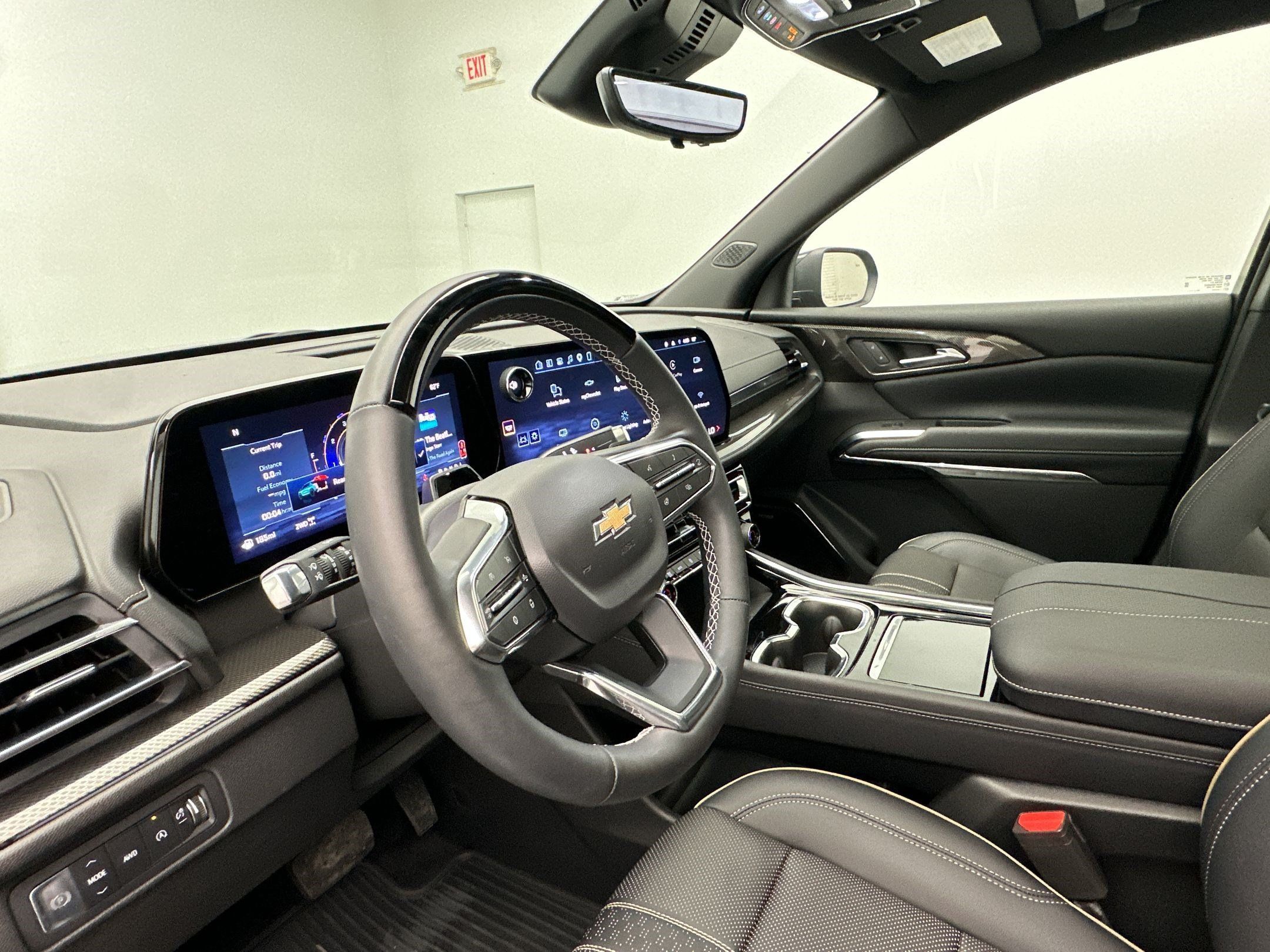 Certified 2026 Chevrolet Traverse High Country AWD/4WD image 4