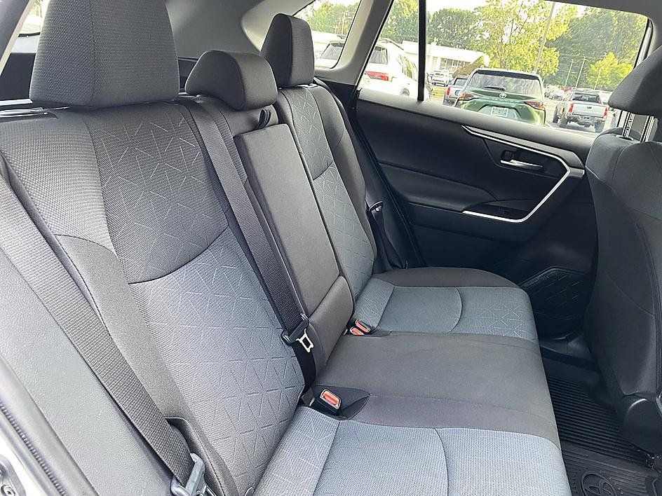 Certified 2025 Toyota RAV4 XLE AWD/4WD image 25