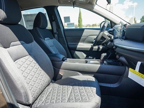 New 2026 Nissan Kicks SV image 17