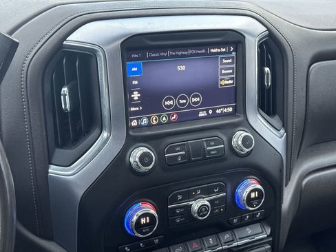 Used 2019 GMC Sierra 1500 SLT w/ SLT Premium Plus Package image 23