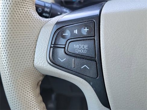 Used 2014 Toyota Sienna XLE image 14