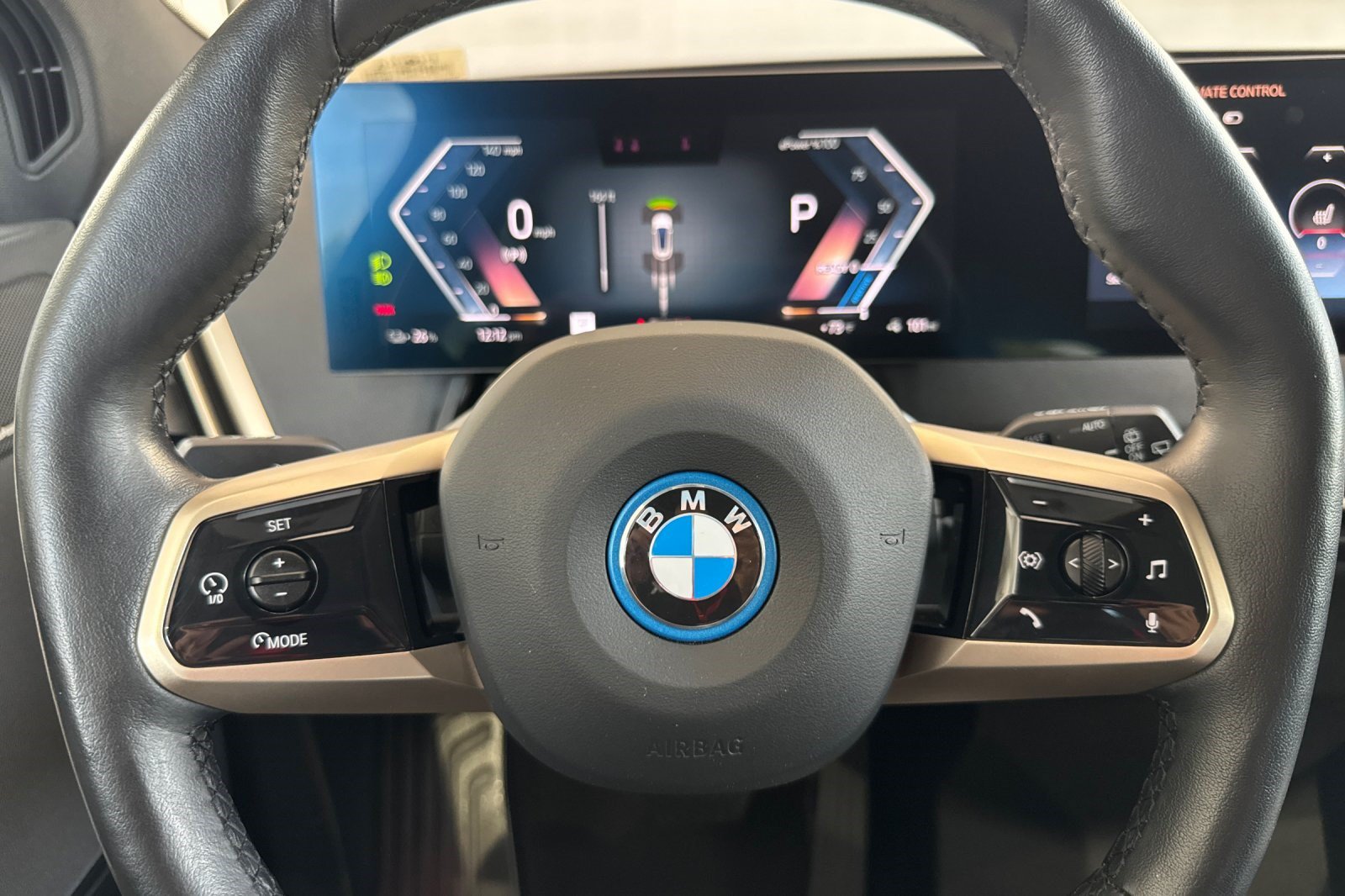 Certified 2023 BMW iX xDrive50 w/ Sport Package AWD/4WD image 31