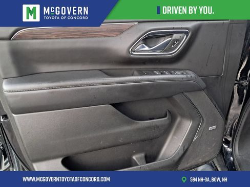 Used 2023 Chevrolet Tahoe Z71 w/ Luxury Package AWD/4WD image 13