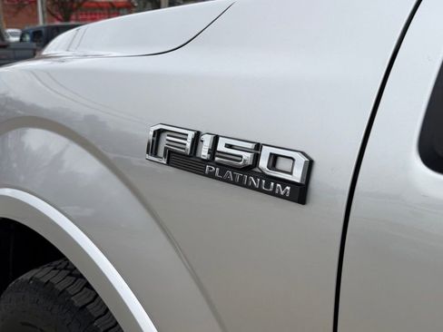 Used 2016 Ford F150 Platinum w/ Equipment Group 701A Luxury image 11