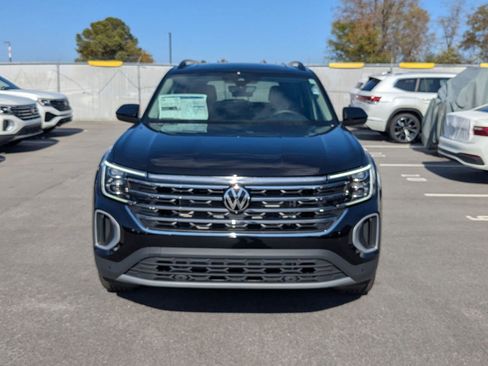 New 2026 Volkswagen Atlas SE image 8