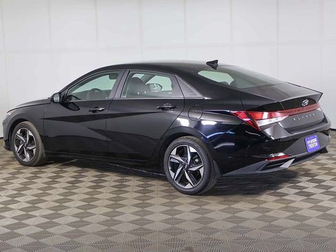 Certified 2023 Hyundai Elantra SEL w/ Convenience Package FWD image 8