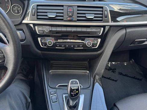 Used 2018 BMW 330i xDrive Sedan w/ Convenience Package AWD/4WD image 32