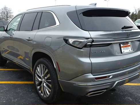 New 2026 Buick Enclave Avenir w/ Super Cruise Package image 6