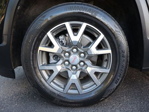 Used 2021 GMC Acadia SLE image 43