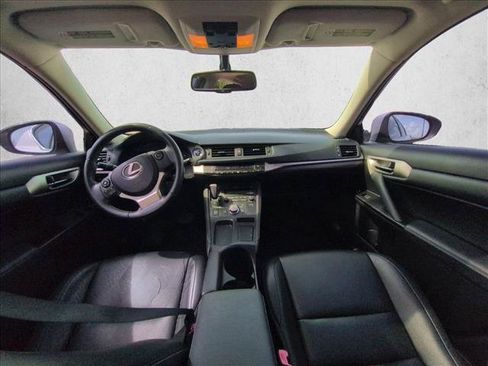 Used 2015 Lexus CT 200h FWD image 16