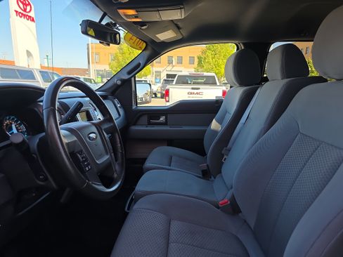 Used 2014 Ford F150 XLT w/ Equipment Group 302A Luxury AWD/4WD image 2