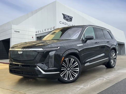 Used 2026 Cadillac Vistiq Premium Luxury image 1