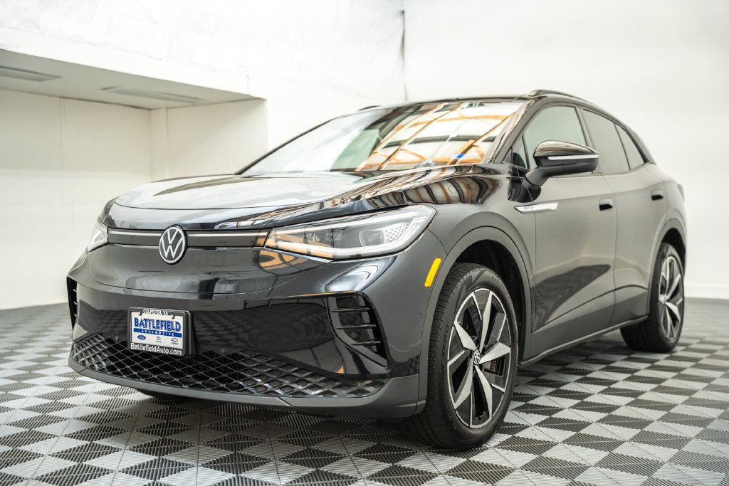 Used 2023 Volkswagen ID.4 Pro S AWD/4WD image 3