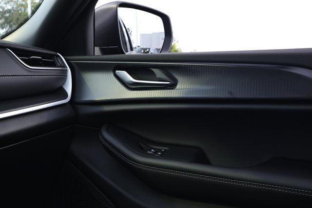New 2027 Jeep Grand Cherokee Laredo X RWD image 28