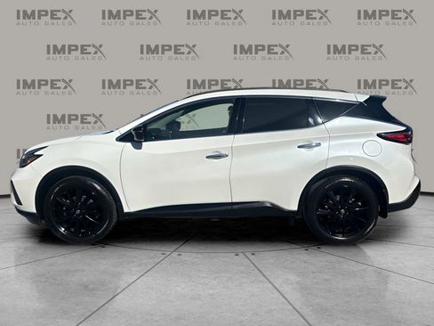 Used 2023 Nissan Murano SV w/ SV Midnight Edition Package image 2