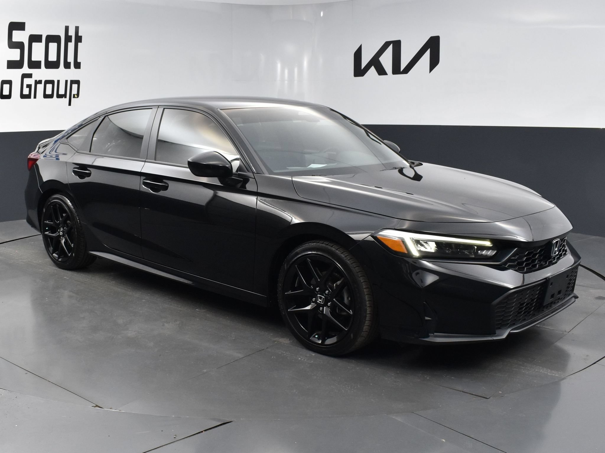 Used 2025 Honda Civic Sport image 7