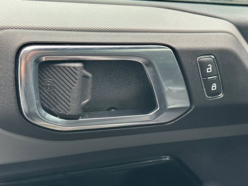 Used 2023 Ford Bronco image 15