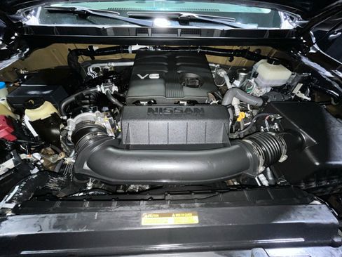 Certified 2022 Nissan Frontier S image 22