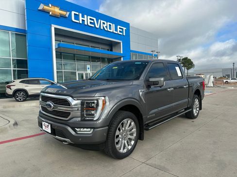 Used 2021 Ford F150 Limited AWD/4WD image 3