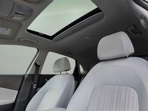 Used 2023 Hyundai Kona SEL w/ Convenience Package image 20