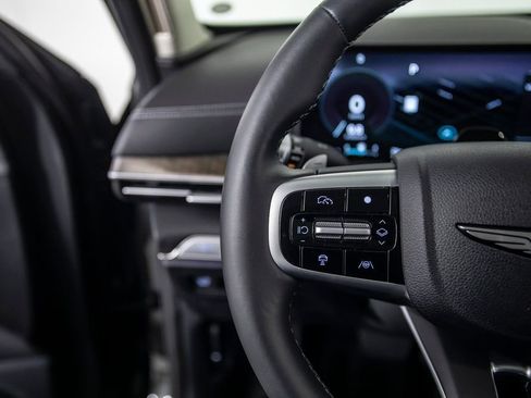 Used 2025 Genesis GV80 2.5T Select image 41