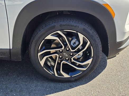 New 2026 Chevrolet TrailBlazer RS w/ Convenience Package AWD/4WD image 9