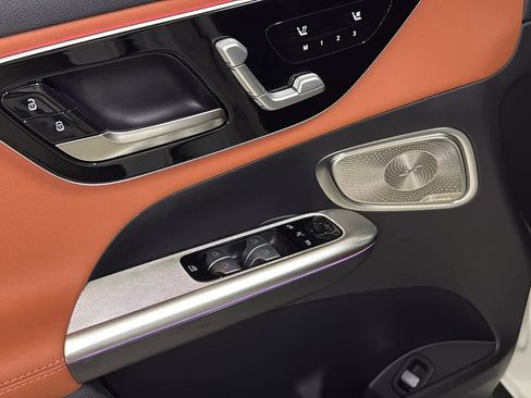 New 2026 Mercedes-Benz GLC 300 4MATIC image 16