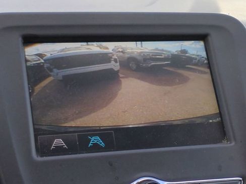 Used 2018 Chevrolet Equinox LT FWD image 24