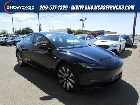 Used 2025 Tesla Model 3 RWD image 1