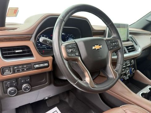 Used 2023 Chevrolet Tahoe High Country w/ Premium Package 2 AWD/4WD image 16