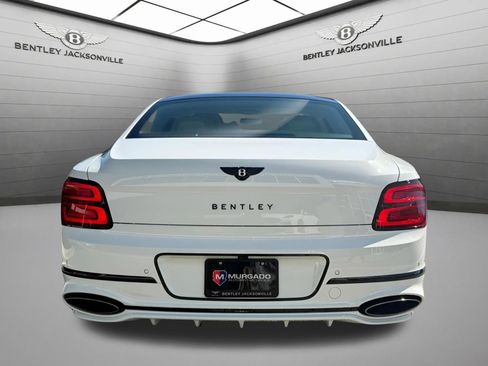 Used 2025 Bentley Flying Spur Plug-In Hybrid AWD/4WD image 17