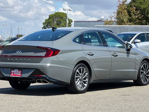 Used 2020 Hyundai Sonata SEL Plus FWD image 2