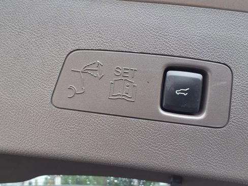 Certified 2021 Lincoln Corsair AWD w/ Equipment Group 101A image 16