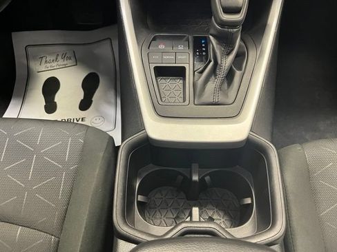 Used 2024 Toyota RAV4 XLE FWD image 19