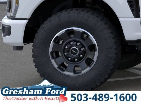 New 2026 Ford F250 XLT w/ XLT Premium Package AWD/4WD image 22