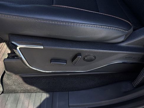 Certified 2024 Ford F150 Lariat w/ FX4 Off-Road Package image 11