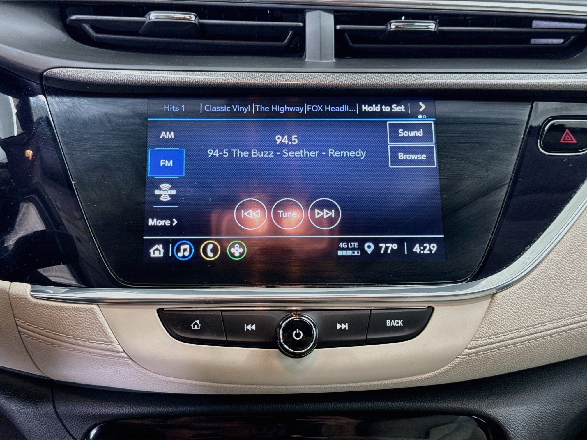 Used 2023 Buick Encore GX Preferred w/ Cold Weather Comfort Package FWD image 19