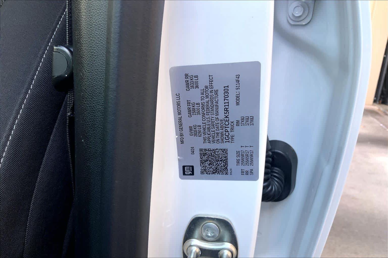 Used 2024 Chevrolet Colorado LT w/ LT Convenience Package II AWD/4WD image 34