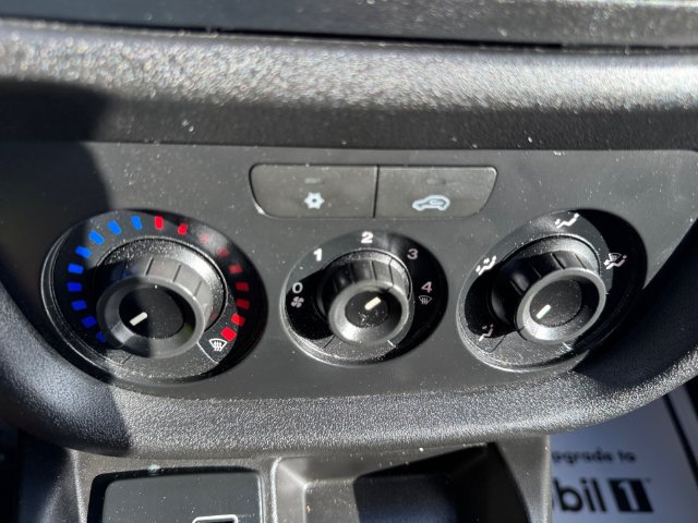 Used 2022 RAM ProMaster City Tradesman FWD image 17