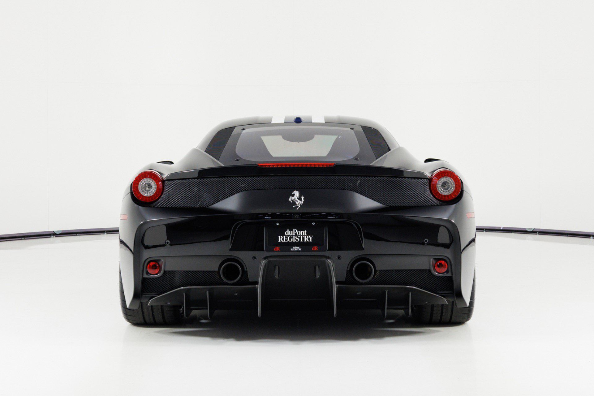 Used 2015 Ferrari 458 Speciale Coupe RWD image 4