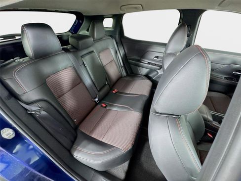 Certified 2026 Nissan Kicks SR FWD image 24