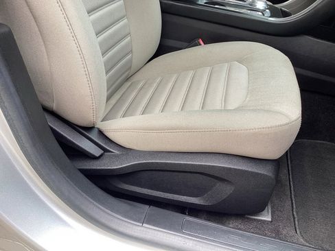 Used 2018 Ford Fusion S image 27