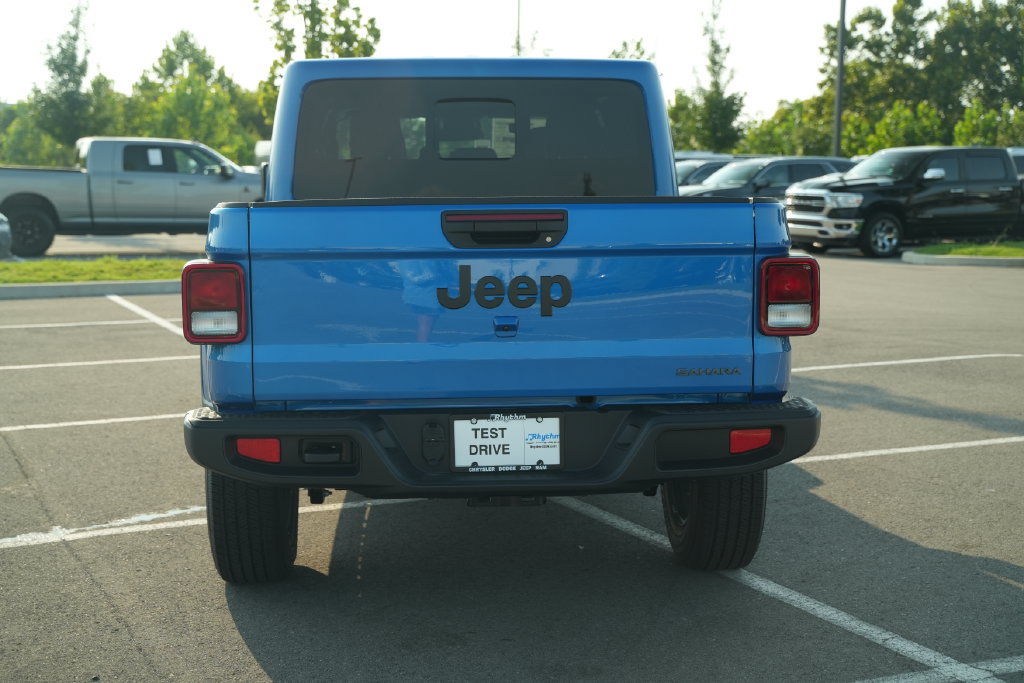 New 2026 Jeep Gladiator Sport AWD/4WD image 6