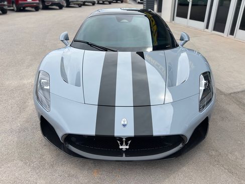 Used 2023 Maserati MC20 Spyder image 7