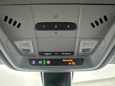 Used 2024 Chevrolet Blazer LT w/ Convenience Package FWD image 20