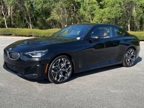 New 2025 BMW 230i Coupe w/ Convenience Package image 4
