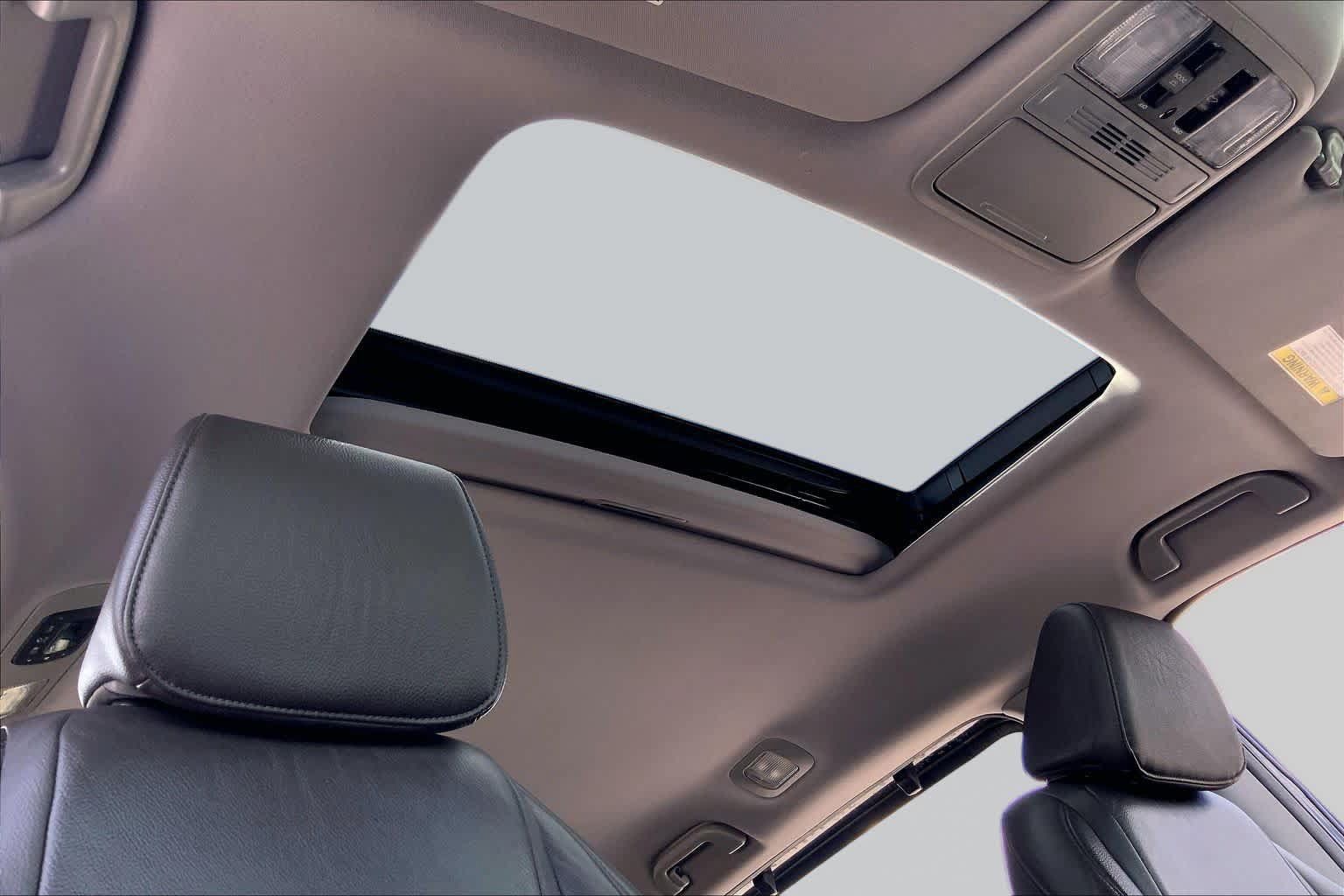 Used 2018 Honda Odyssey EX-L image 14