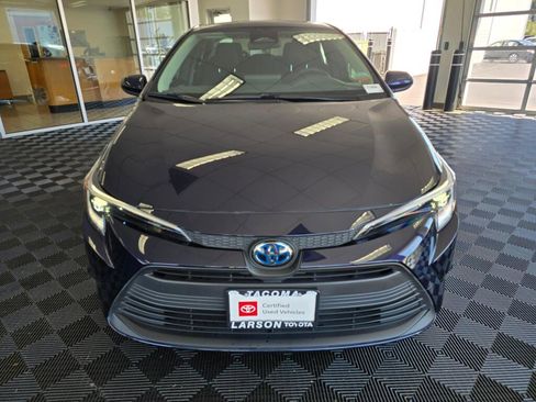 Certified 2023 Toyota Corolla LE w/ LE Premium Package FWD image 8