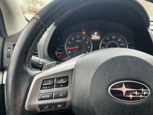 Used 2013 Subaru Outback 2.5i Premium w/ All-Weather Pkg AWD/4WD image 17
